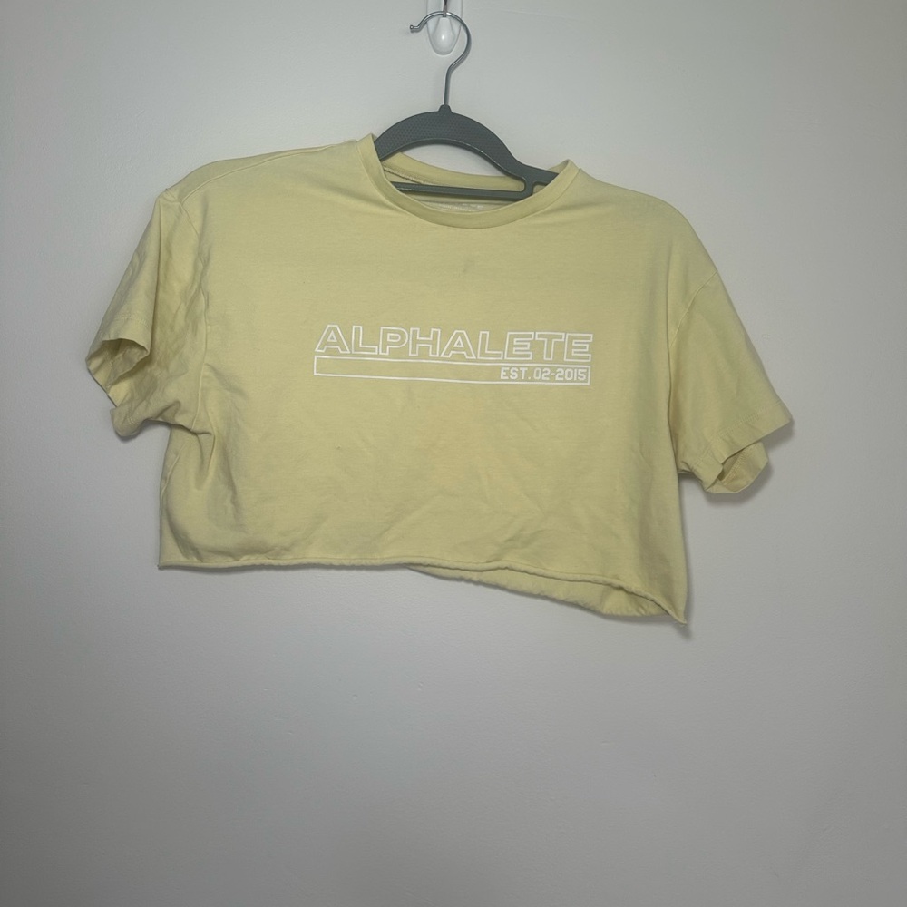 Alphalete Women’s Yellow Heavy Blend Crop Top Workout Top Size Small - Picture 2 of 7